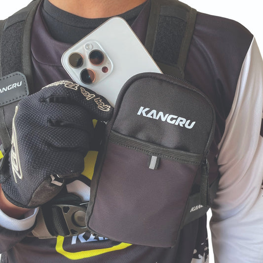 Porta Celular Kangru (Phone Pouch)