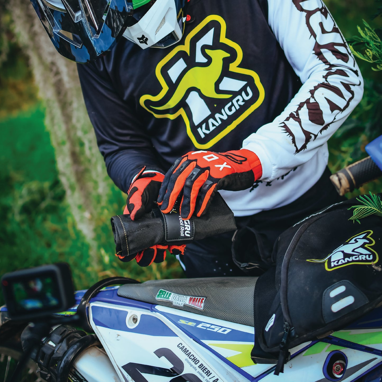 Herramientero (Tool Roll)